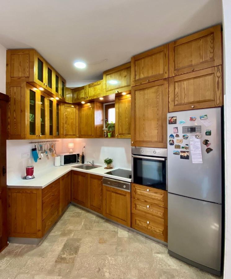 Apartments Rux De Luxe บาร์ ภายนอก รูปภาพ