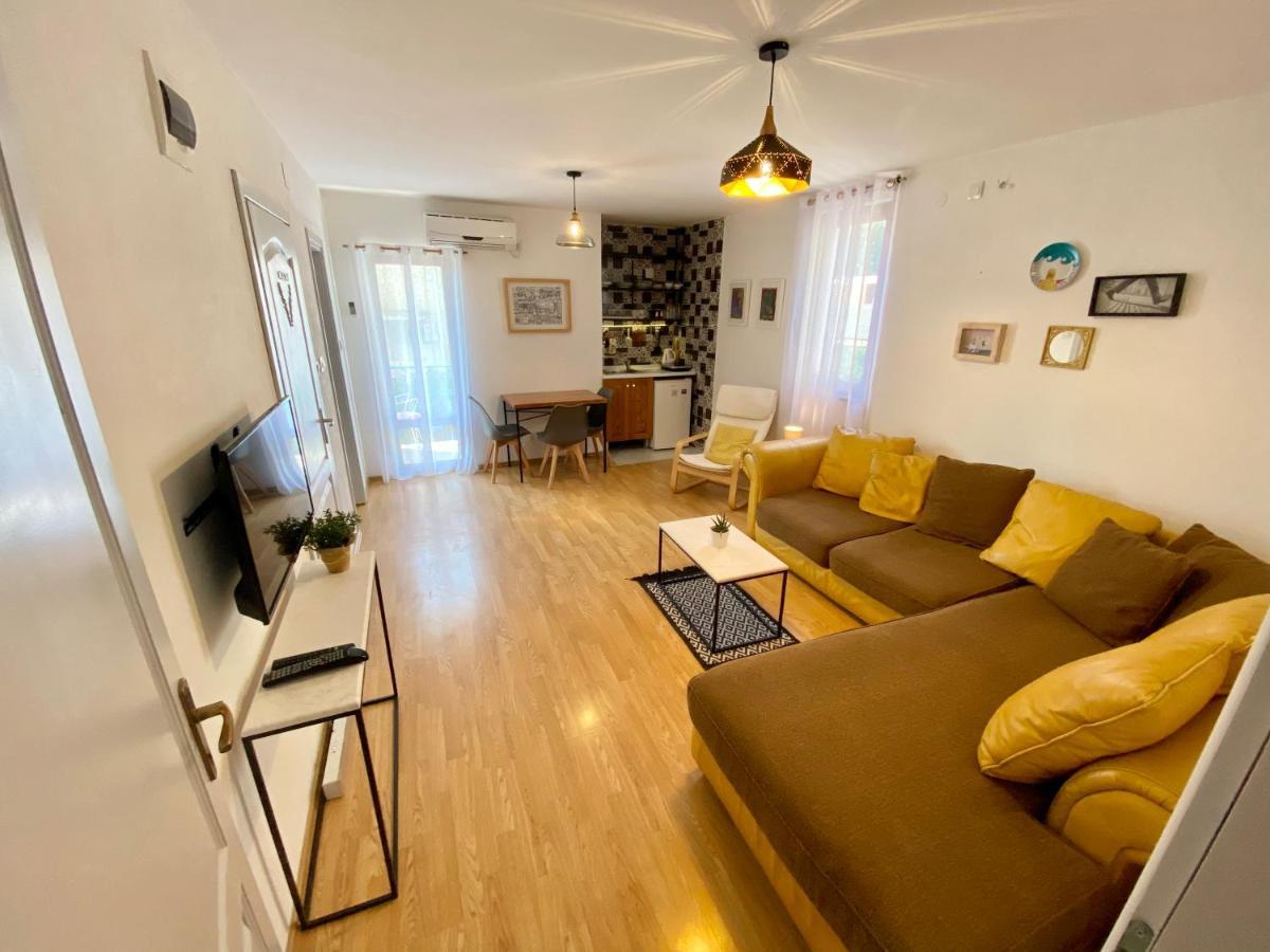 Apartments Rux De Luxe บาร์ ภายนอก รูปภาพ