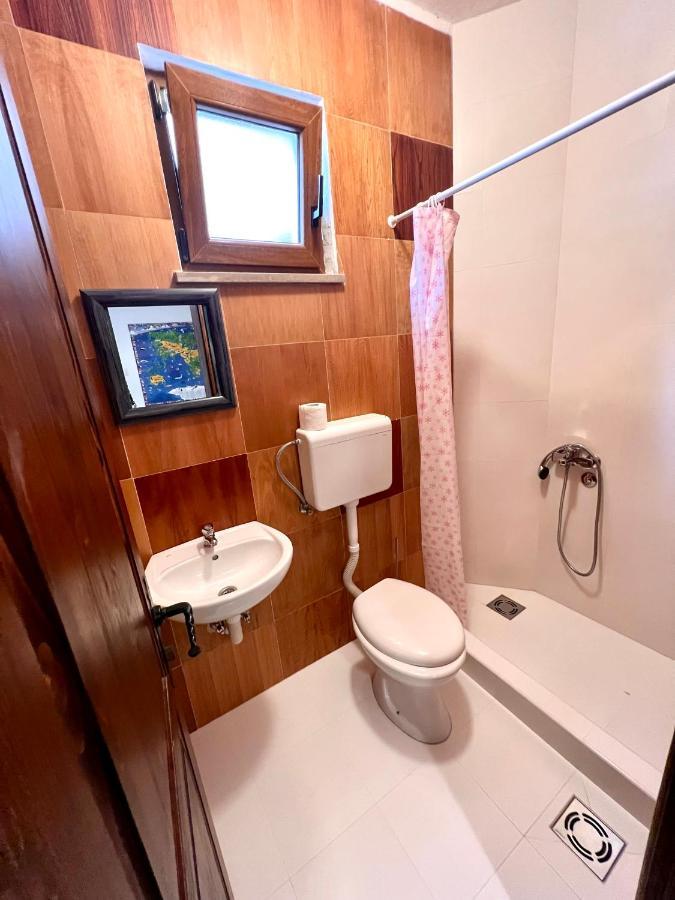 Apartments Rux De Luxe บาร์ ภายนอก รูปภาพ