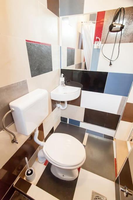 Apartments Rux De Luxe บาร์ ภายนอก รูปภาพ